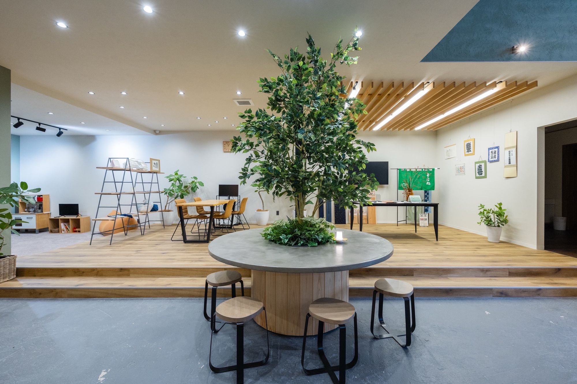 アズマ四国 徳島店 Life Design Lab.