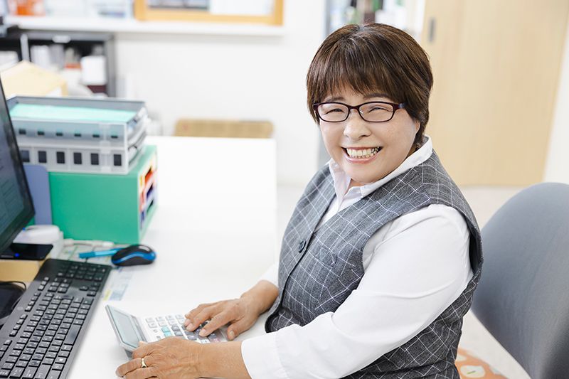 岡 京子