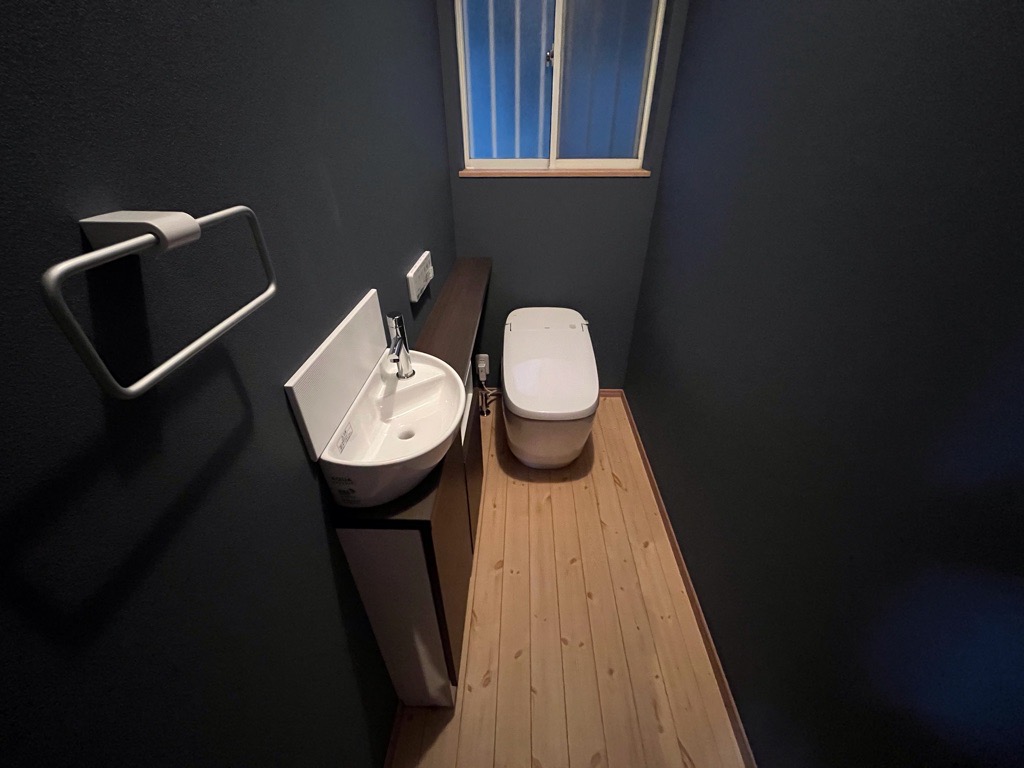 トイレ改修工事